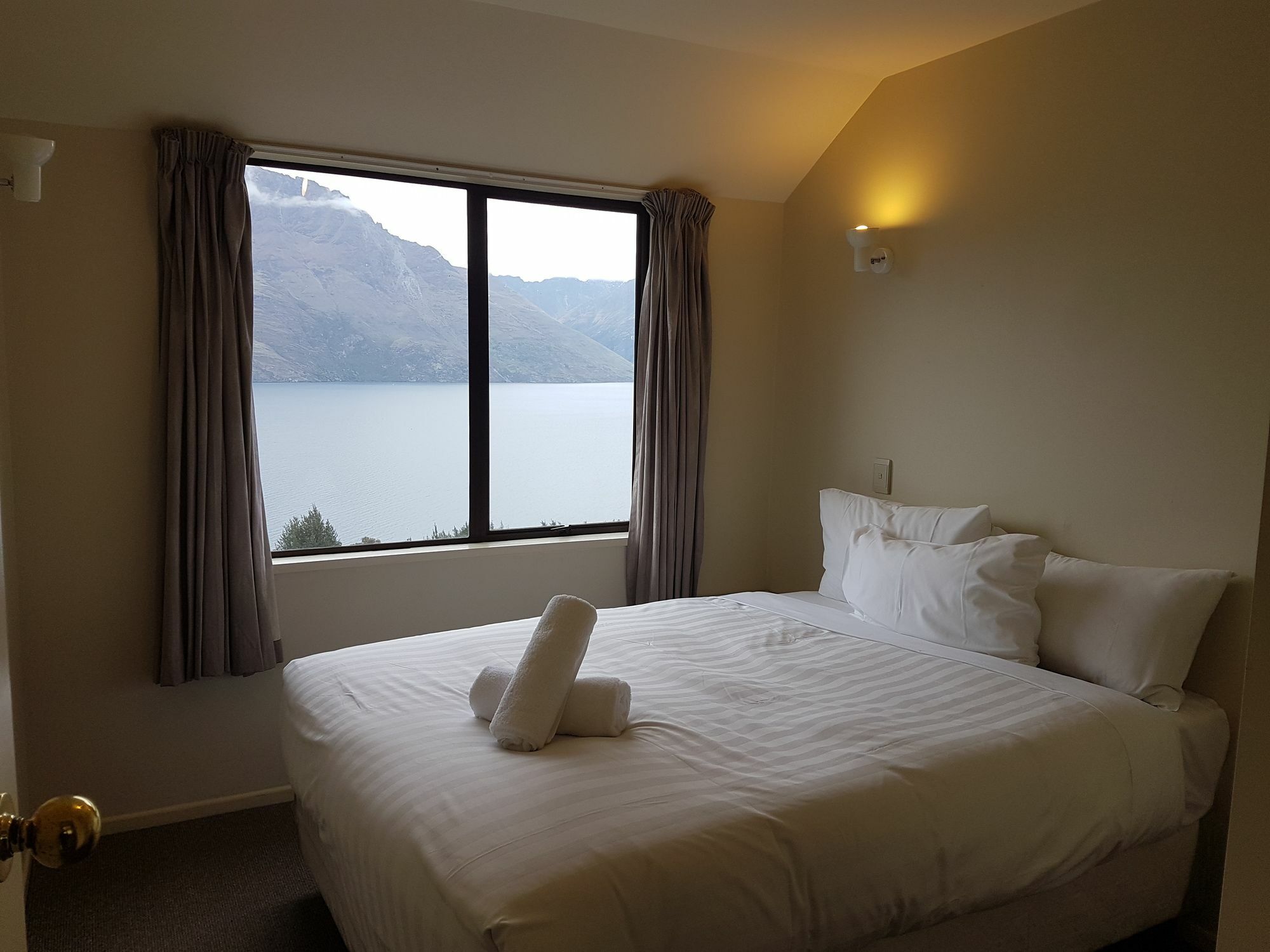 Queenstown Lakeview Holiday Home-5Mins To Town Kültér fotó
